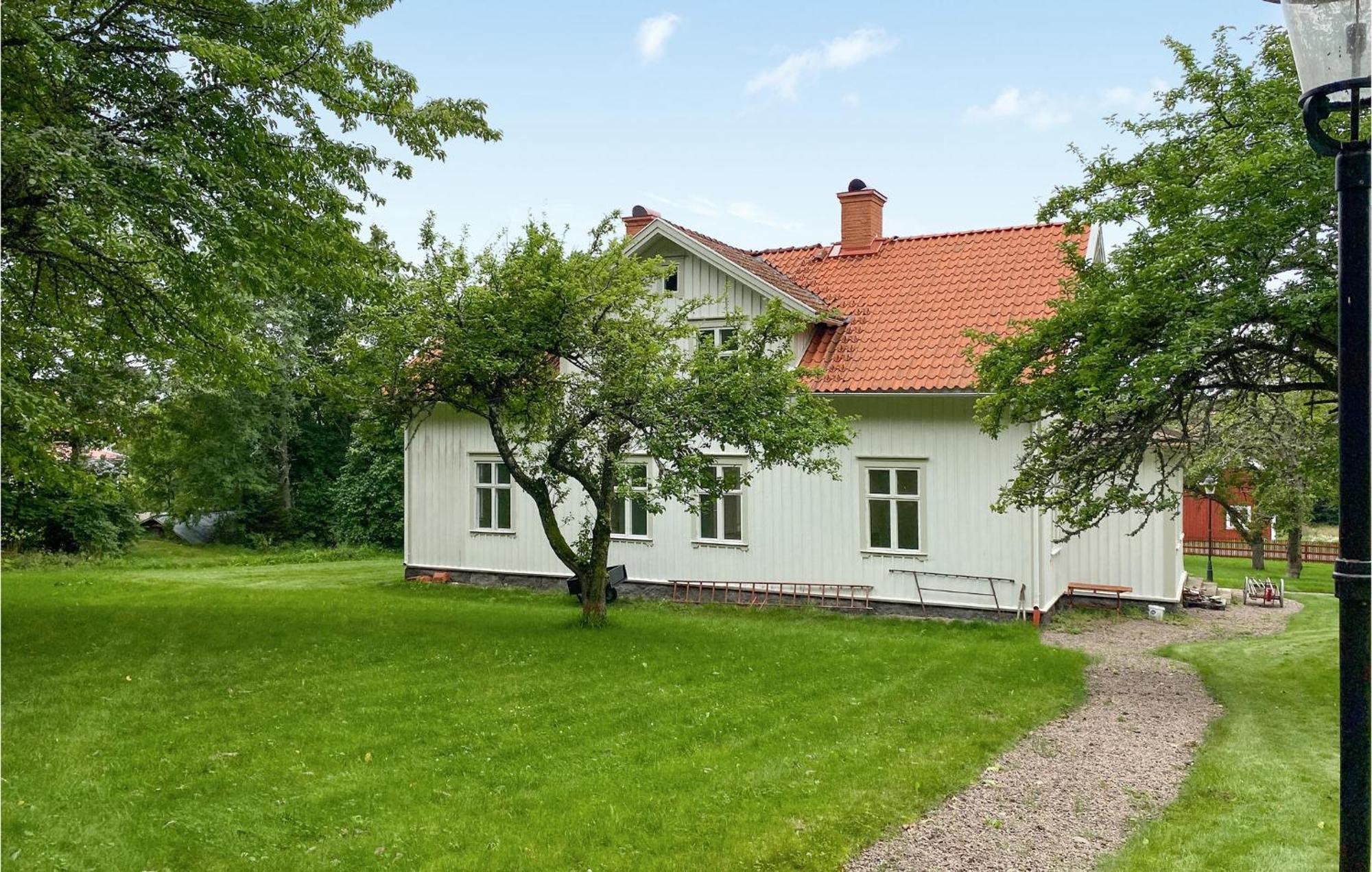 Awesome Home In Oedeshoeg With Wifi Екстериор снимка
