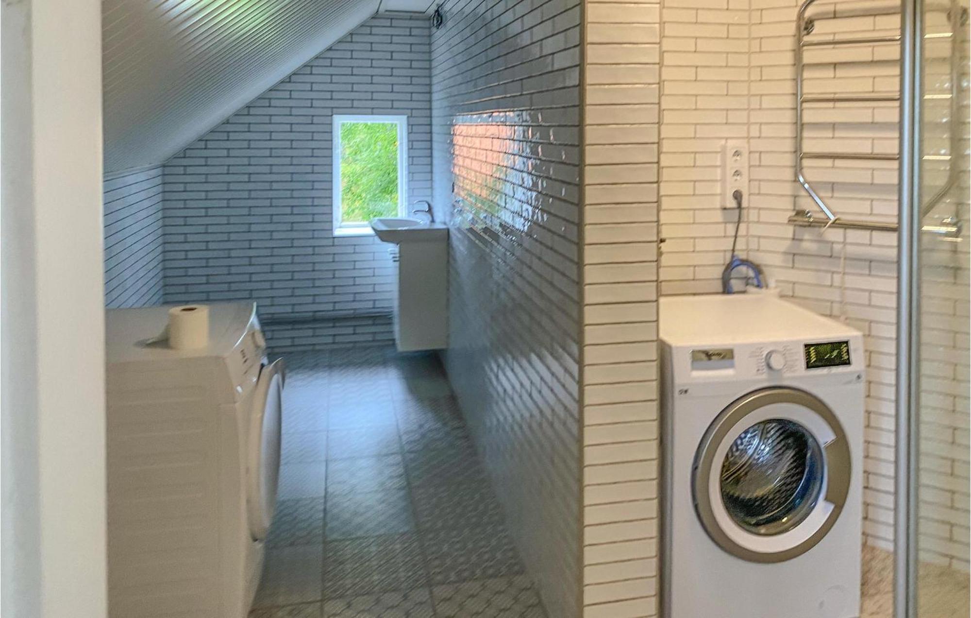Awesome Home In Oedeshoeg With Wifi Екстериор снимка